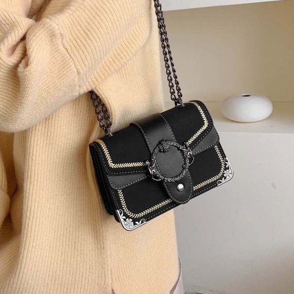 Graphite Chain Mini Floral Crossbody Black - Picture 2 of 6